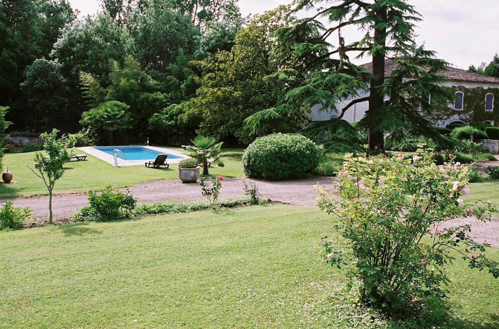 Chateau De Mesnac Bagian luar foto